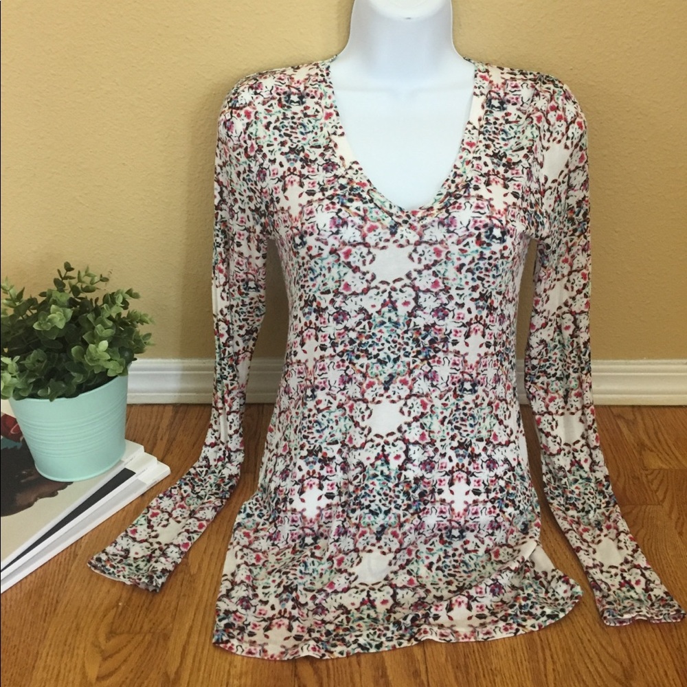 BCBG Spring top